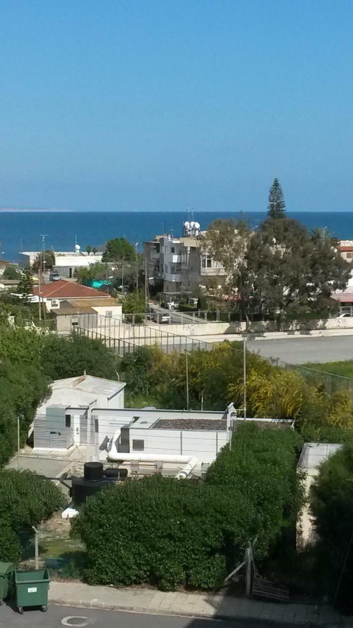welcome house Hotel Larnaca Buitenkant foto