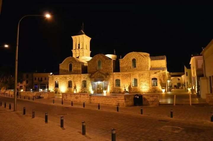 welcome house Hotel Larnaca Buitenkant foto