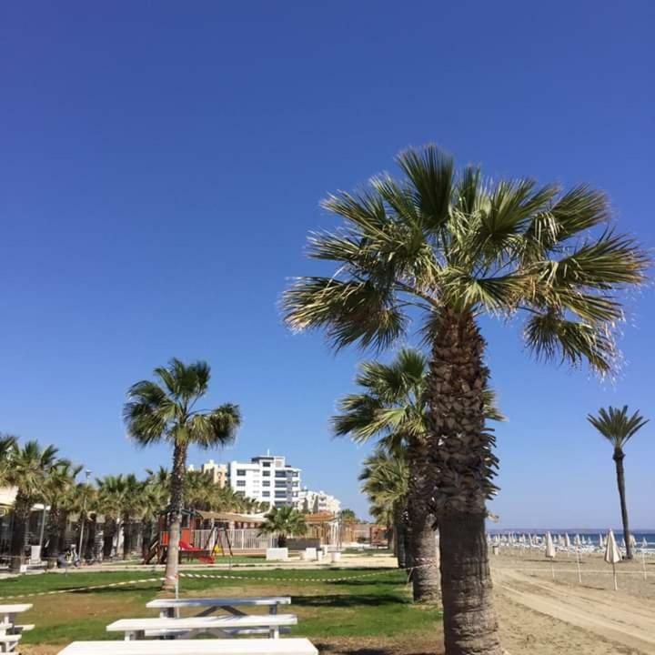welcome house Hotel Larnaca Buitenkant foto