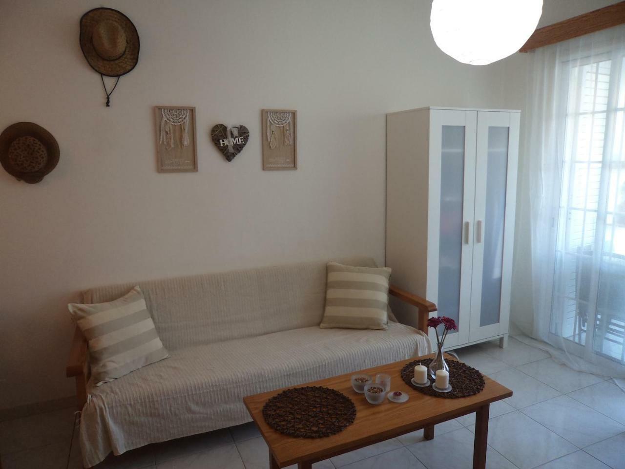 welcome house Hotel Larnaca Buitenkant foto