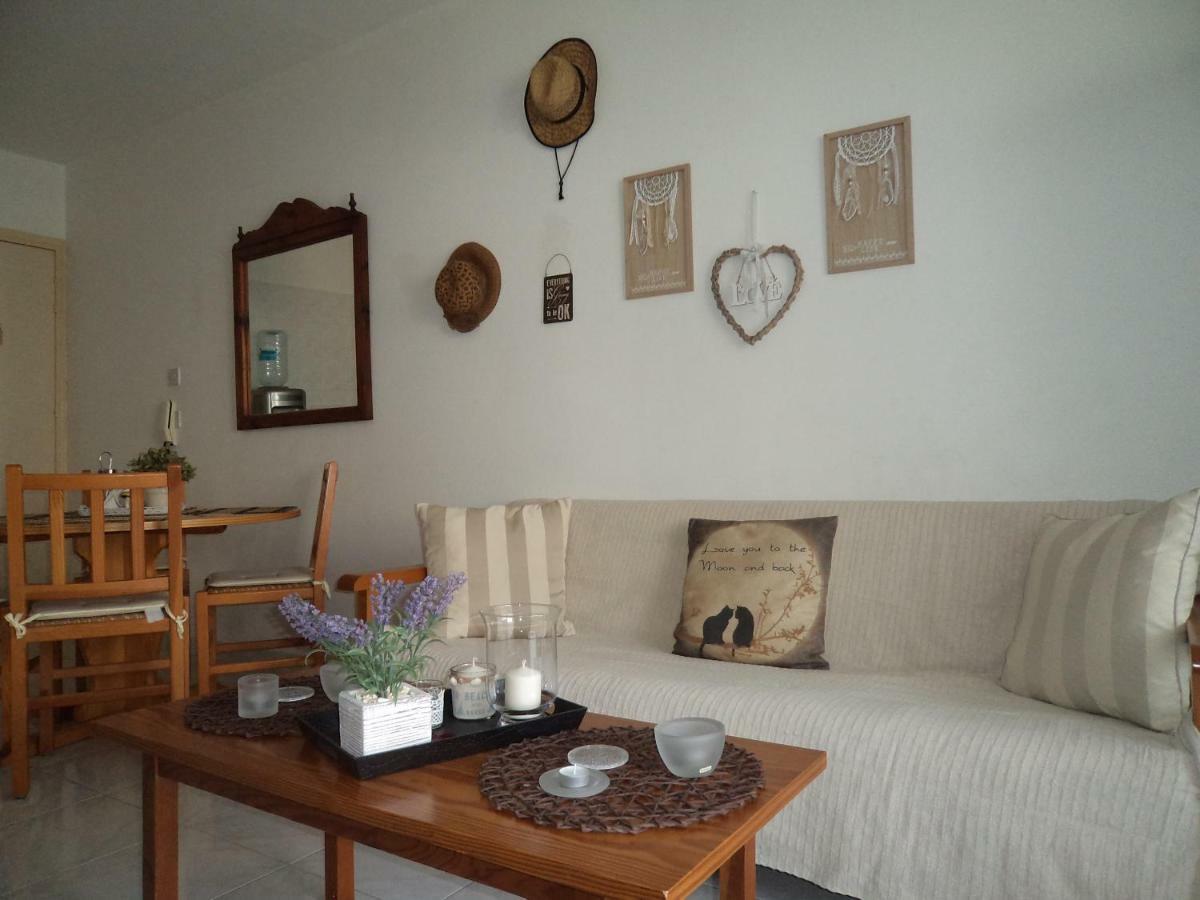 welcome house Hotel Larnaca Buitenkant foto